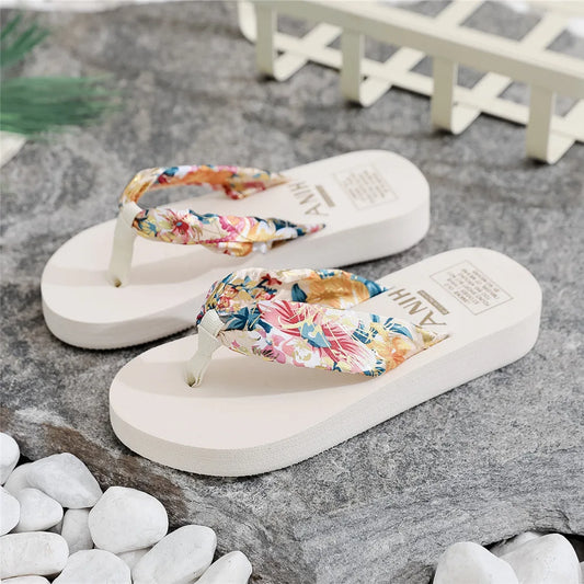 Fashion Lady Slippers Shoes Retro Women Satin Strap Flip Flops Casual Slippers Flat Sandals Beach Open Toe Flat Slippers Slides